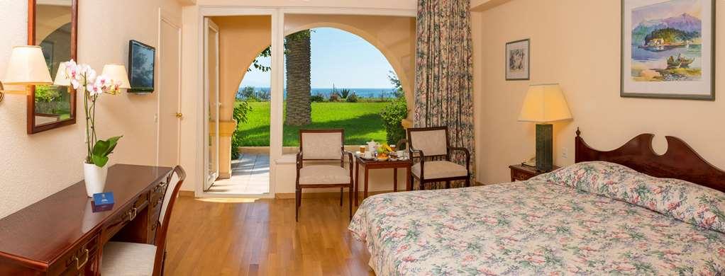Corfu Palace Hotel Habitación foto A room at the Dan Hotel
