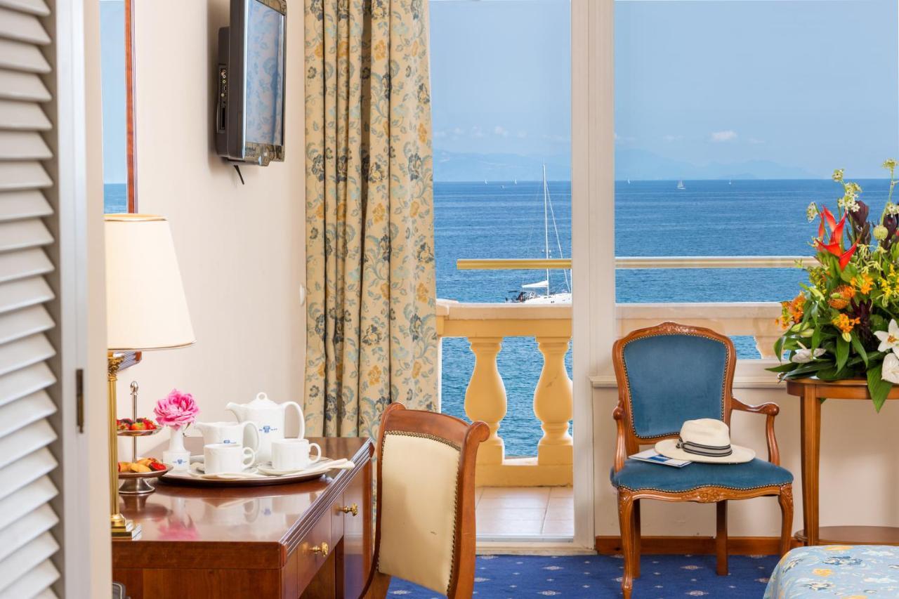 Corfu Palace Hotel Exterior foto A typical stateroom on board a cruise ship