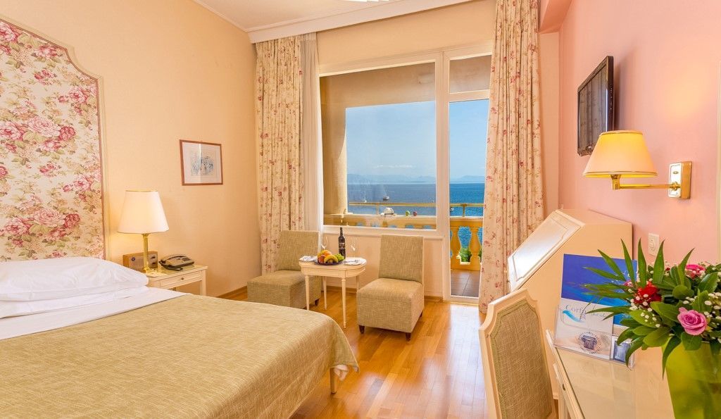 Corfu Palace Hotel Exterior foto A room at the hotel